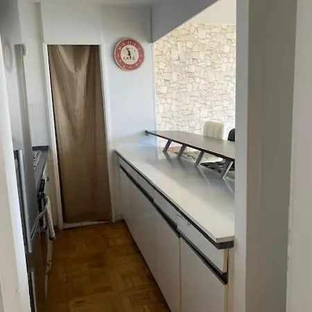 Vida Real Estate Stein